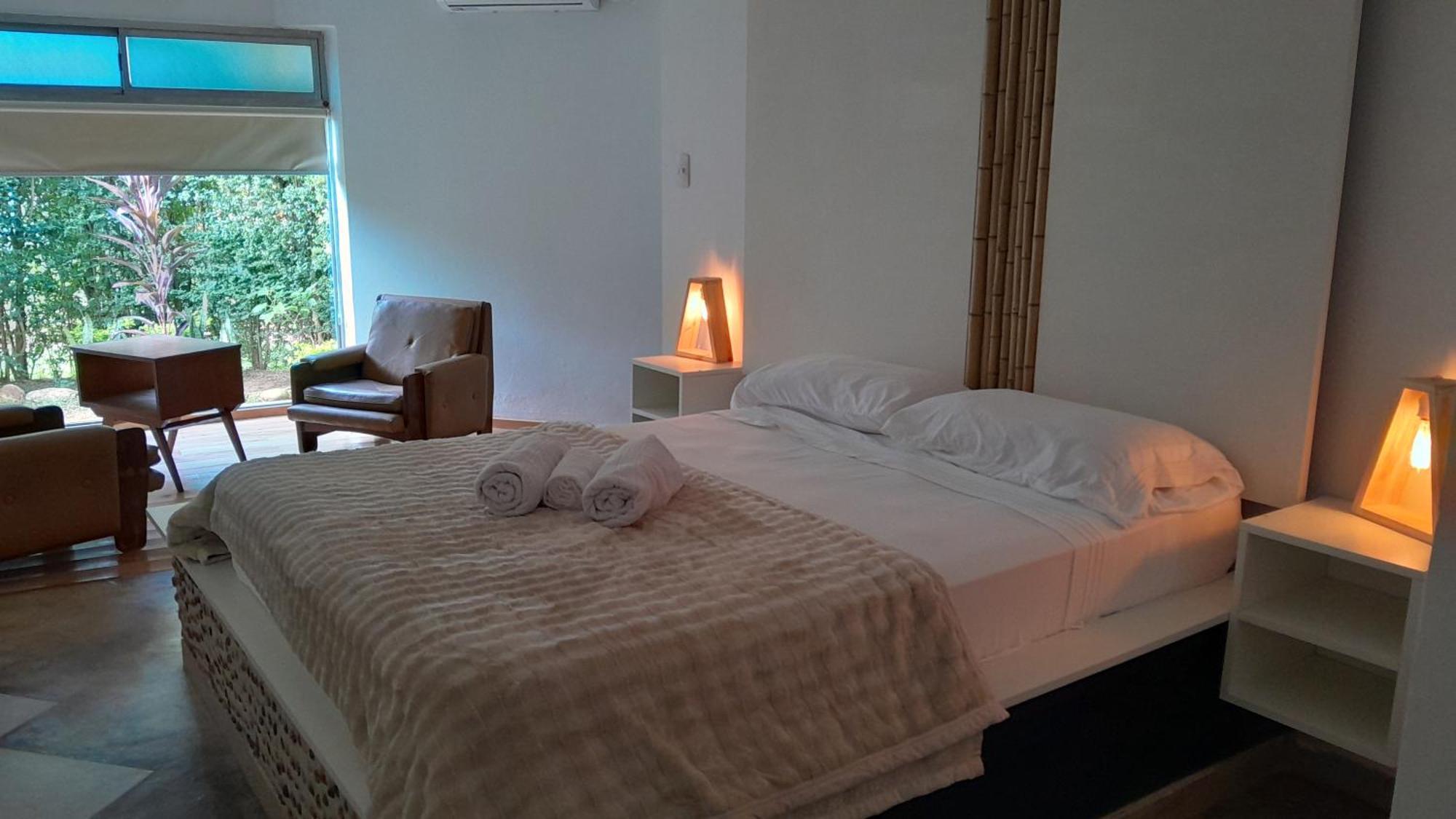 Noah Housing Hostel Santo Tome  Luaran gambar